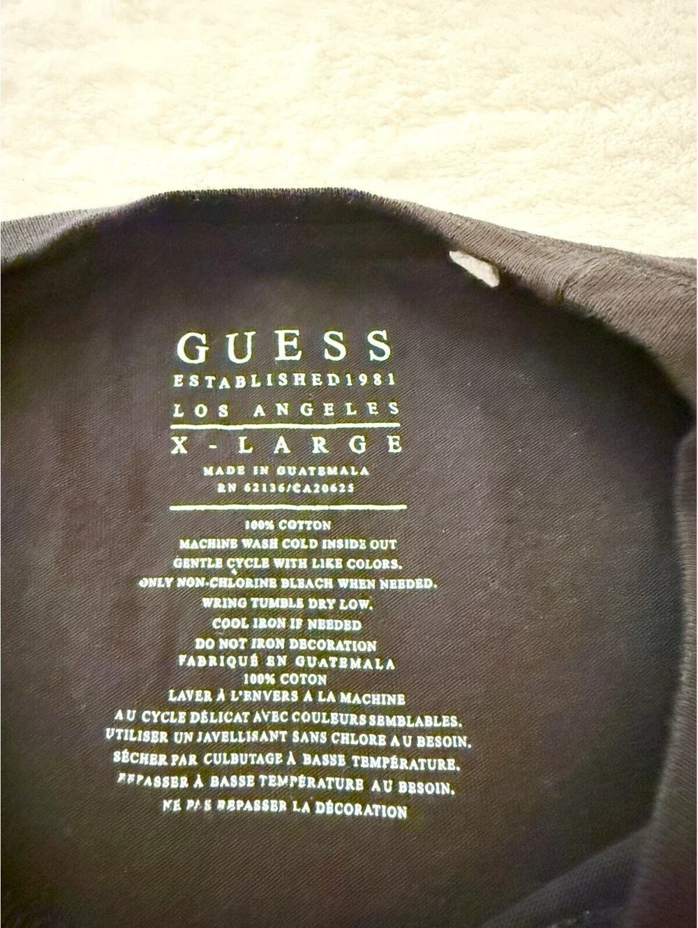 GUESS Men’s Tiger Graphic Tee XL Black Cotton Crew Neck Short Sleeve Shirt - Picture 6 of 8